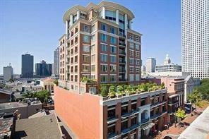 625 Street Charles Av 8e, New Orleans