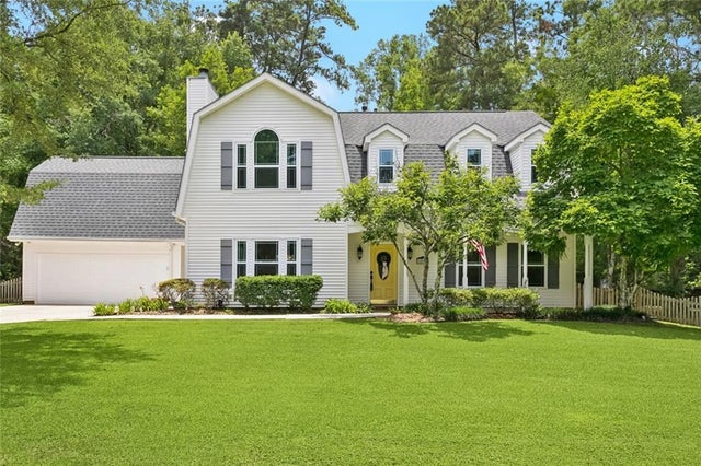 82 N Dogwood Drive, Covington