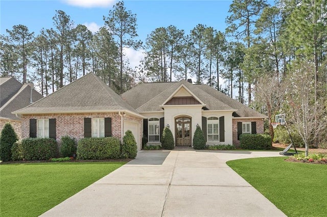 102 Grande Maison Bl, Mandeville