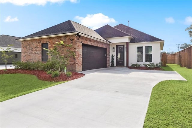 10602 Deric Av, Denham Springs