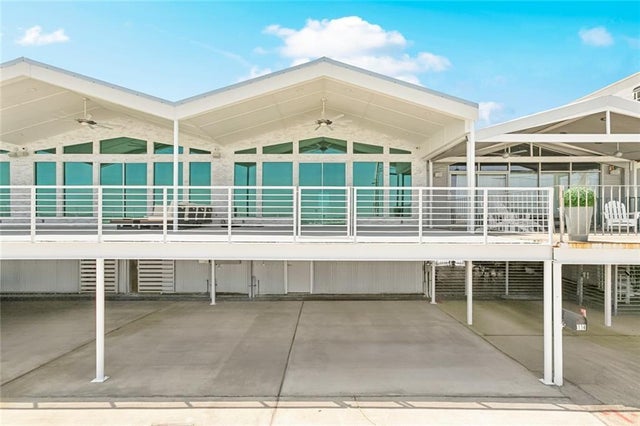 8116 Breakwater Drive, New Orleans