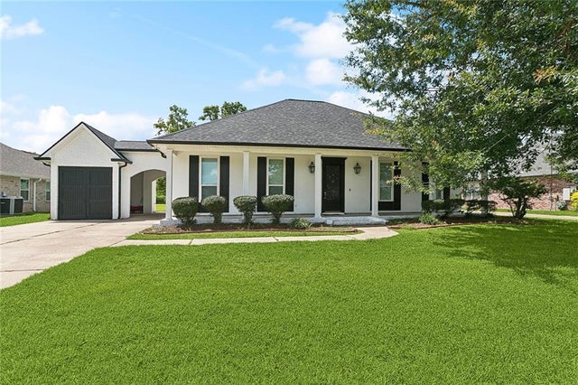 137 Fashion Bl, Hahnville