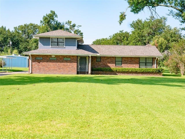 12625 River Road, Luling