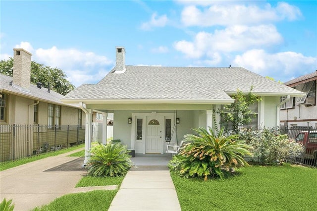 2831 Calhoun Street, New Orleans