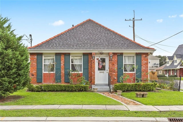 6624 Center Street, New Orleans