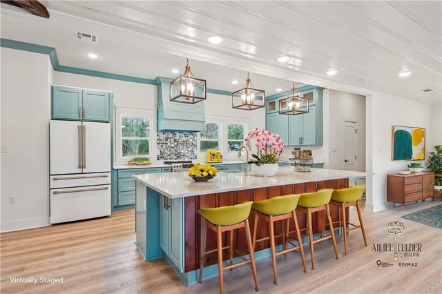 21507 Birtrue Road, Bush