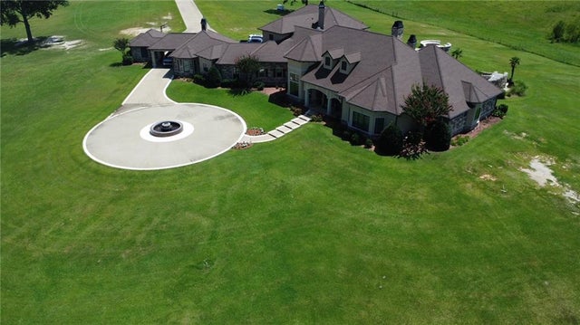 10012 167 South Hy, Winnfield