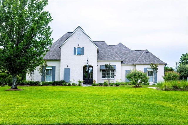 4728 Collinsburg Drive, Alexandria