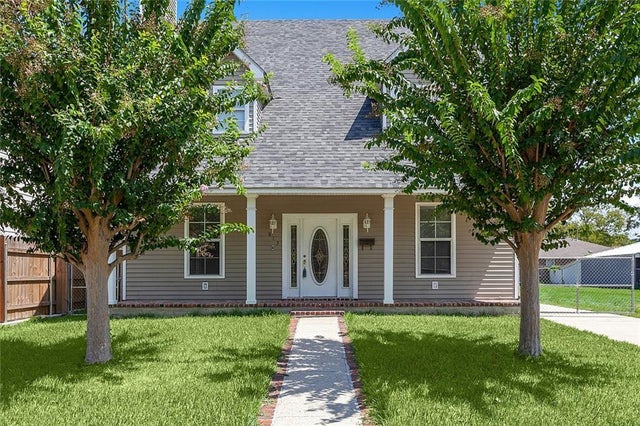 813 N Woodlawn Drive, Metairie