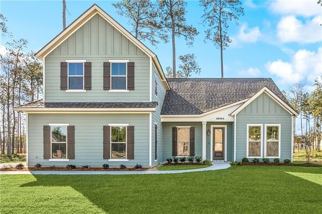 39064 Elm Street, Pearl River