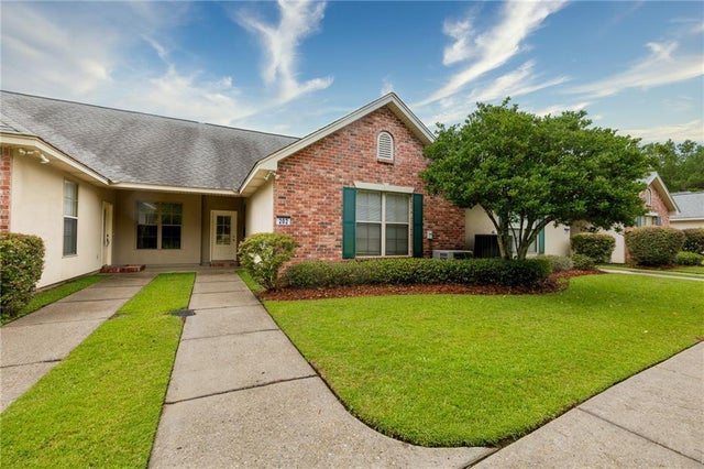 40145 Taylors Trail 202, Slidell