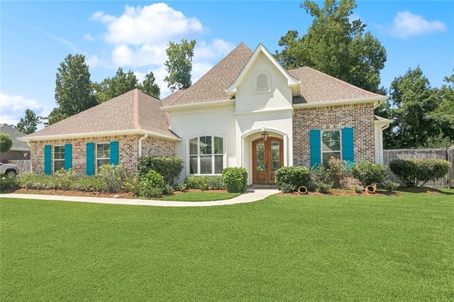 209 Pine Crest Drive, Madisonville