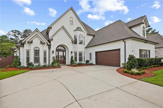 235 Morningside Drive, Mandeville