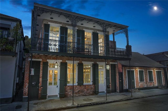 735 Dumaine Street, New Orleans