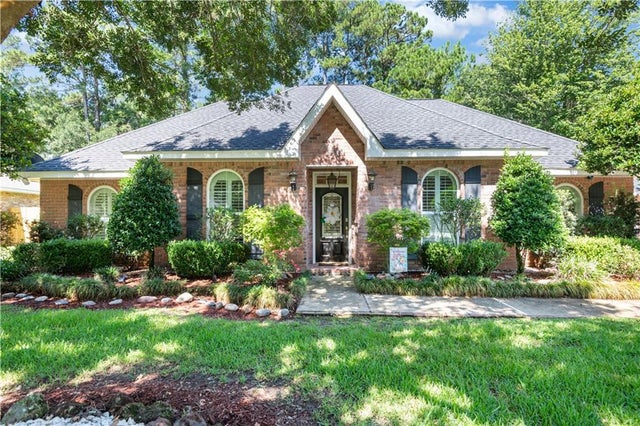 414 Westwood Drive, Mandeville