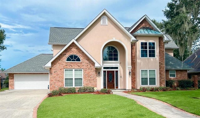 31 Oak Alley Bl, Marrero