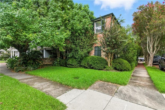 6227 Magnolia Street, New Orleans