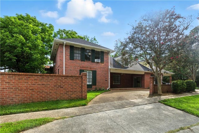 2142 Calhoun Street, New Orleans