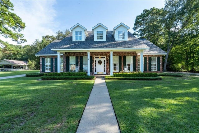 4 Rene Court, Mandeville