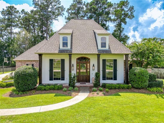 349 Red Gum Drive, Madisonville