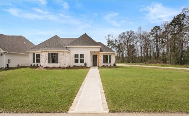 1129 Abita River Drive, Covington