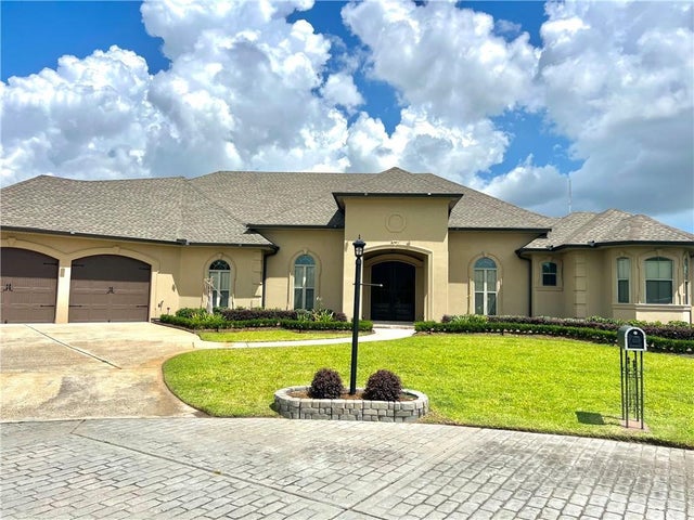 102 Bailey Estates Drive, Belle Chasse