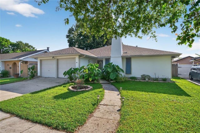 48 Lucaya Drive, Kenner