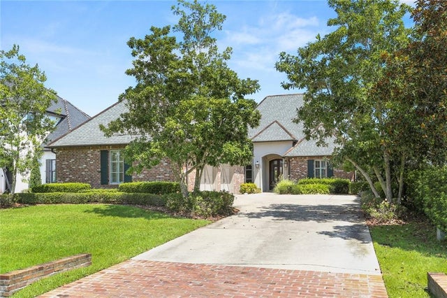 612 Pelican Crest Street, Belle Chasse