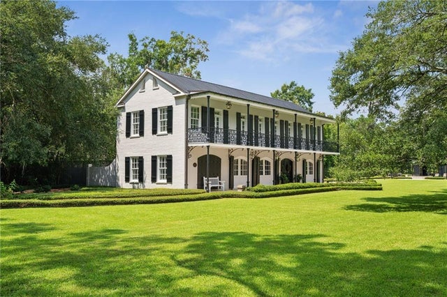 401 Country Club Drive, Covington