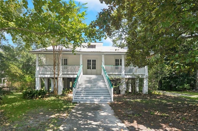 2527 Claiborne Street, Mandeville