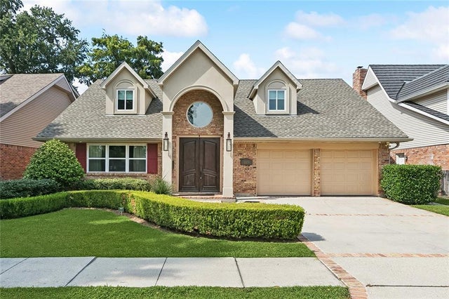 6109 Flower Drive, Metairie