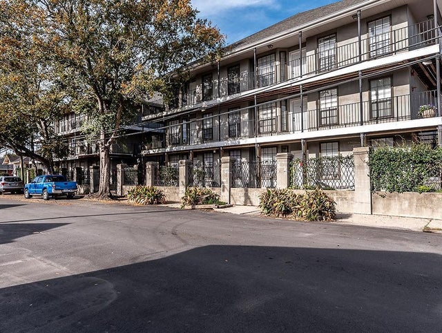 248 Cherokee Street 25, New Orleans