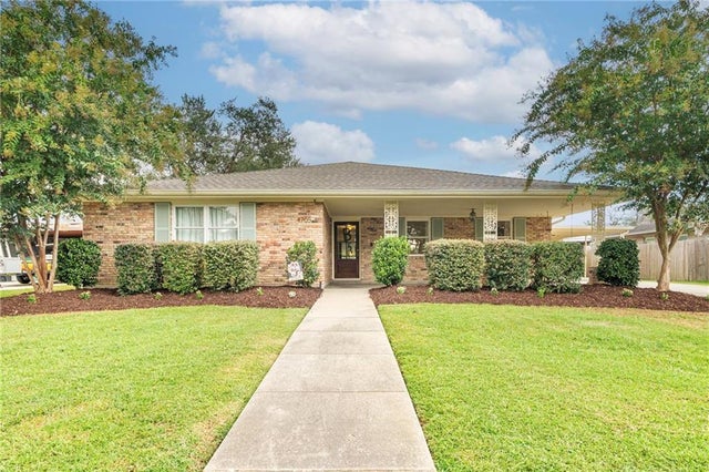 4705 Henican Place, Metairie
