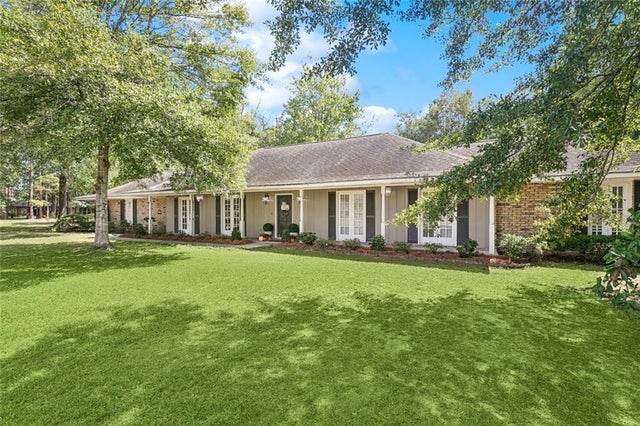 61609 Brittany Drive, Lacombe