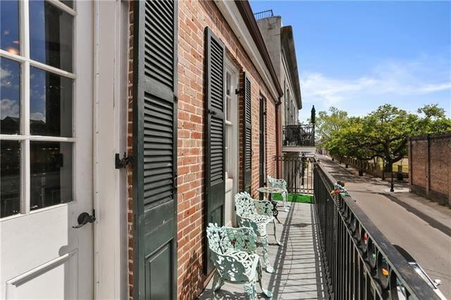 1005 Barracks Street 6, New Orleans