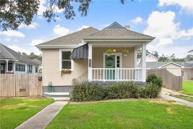 5650 Woodlawn Place, New Orleans