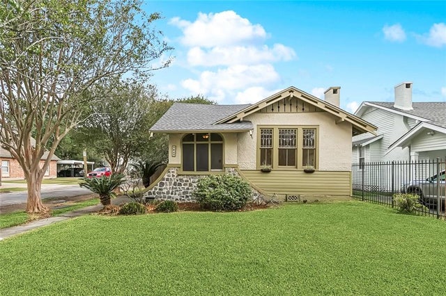 2837 Calhoun Street, New Orleans