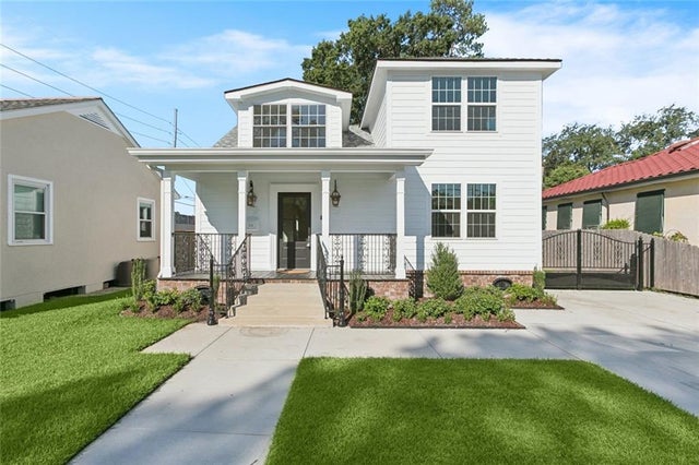 504 Brockenbraugh Court, Metairie