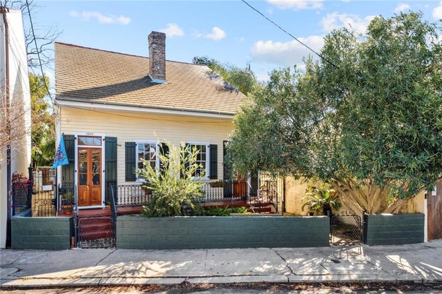 1808 Burgundy Street, New Orleans