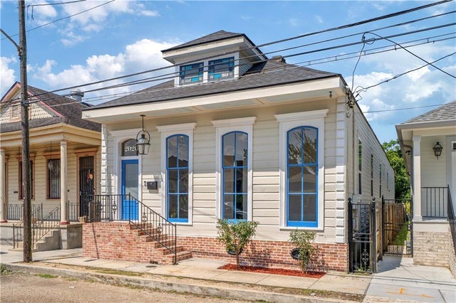 2020 Mandeville Street, New Orleans