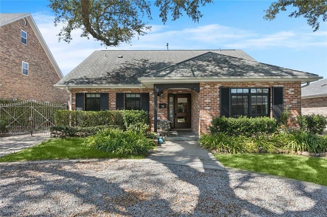 712 Sena Drive, Metairie