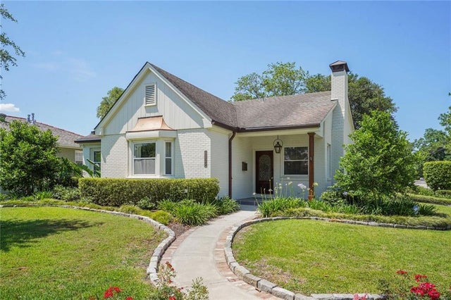 1129 Allen Toussaint Bl, New Orleans