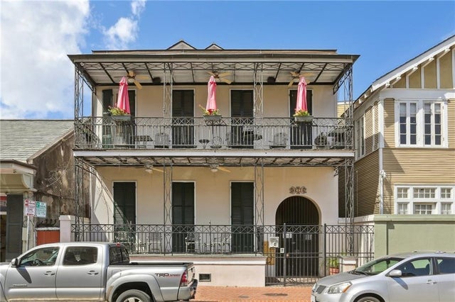 611 Dauphine Street E, New Orleans