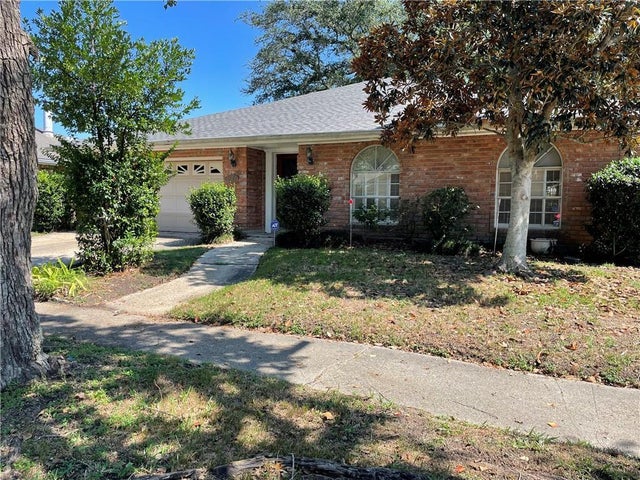 4204 Loire Drive, Kenner