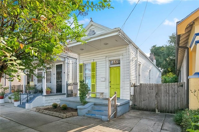 1121 Piety Street, New Orleans