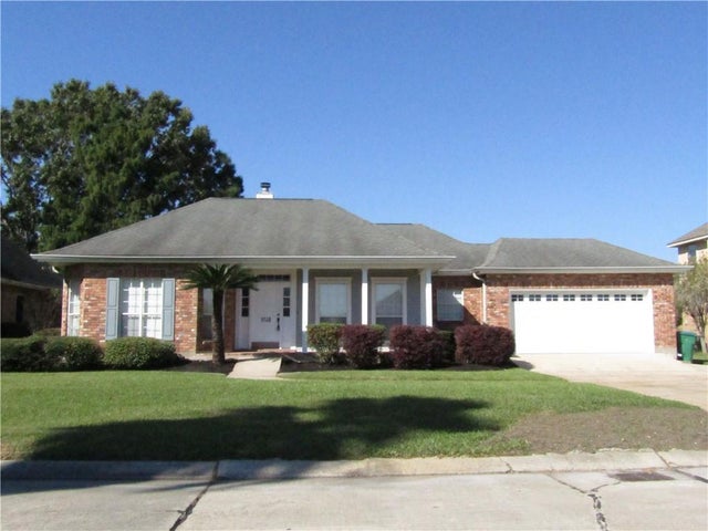 3528 Lake Lynn Drive, Gretna