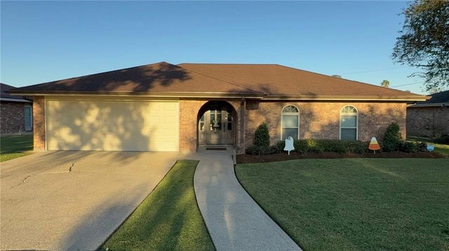 2633 Saturn Street, Harvey