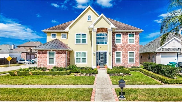 224 Legrande Bayou Lane, Kenner