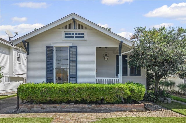 2021 Joseph Street, New Orleans