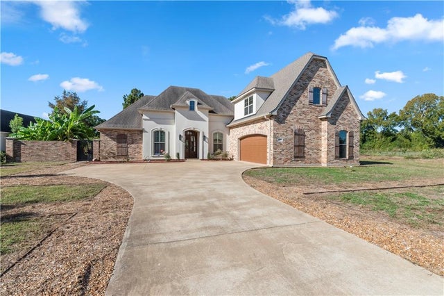 1309 Anna Lane, Alexandria